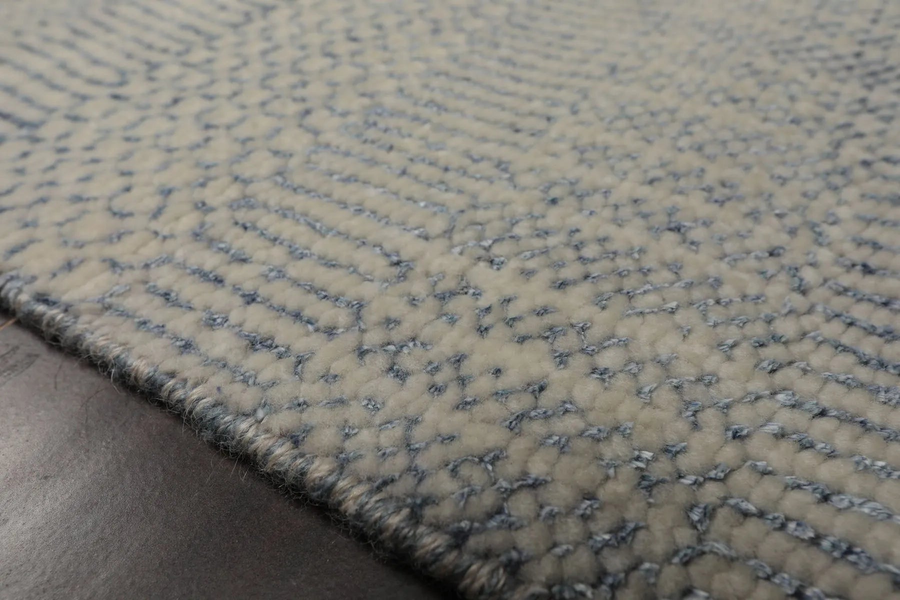 2'x2' Ivory Hand Knotted Tibetan Modern  Wool and Bamboo Silk Oriental Area Rug-3