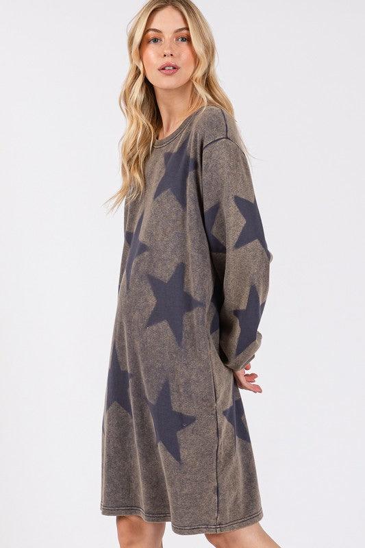 SAGE + FIG Washed Star Print Round Neck Dress-2