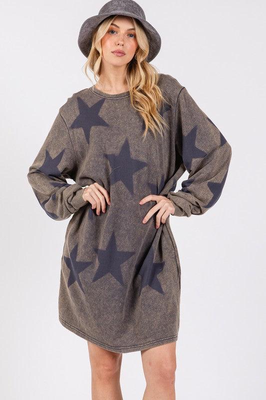SAGE + FIG Washed Star Print Round Neck Dress-4