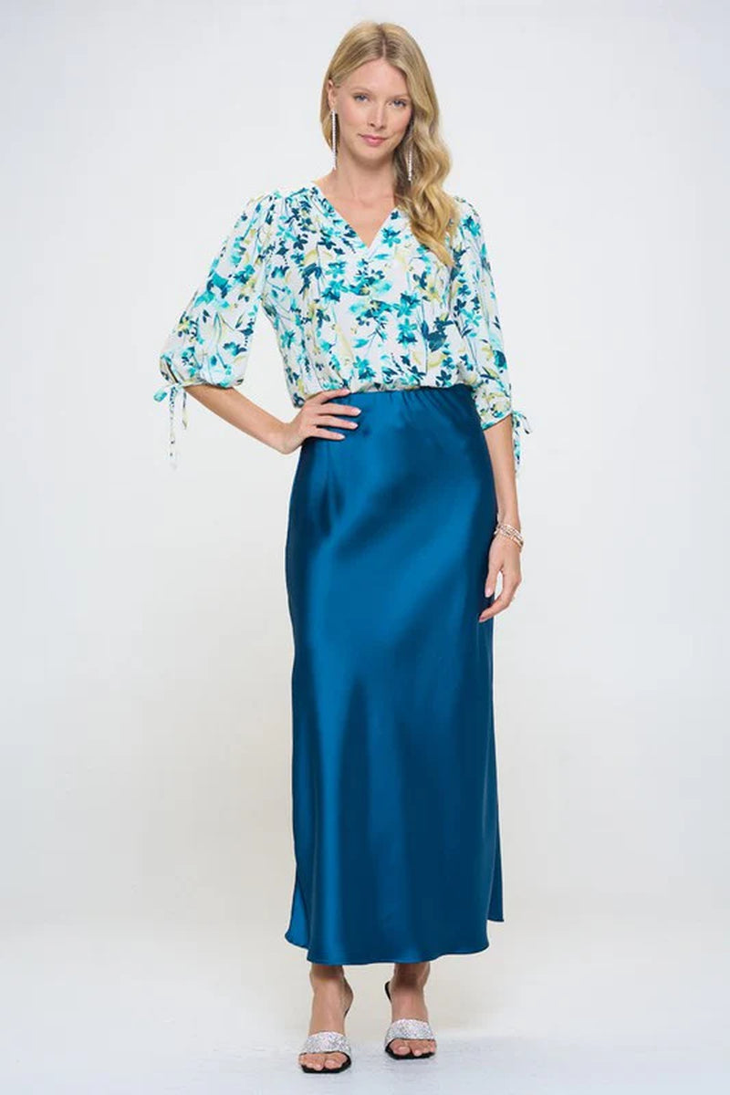 Made in USA Flower Print V Neck Top