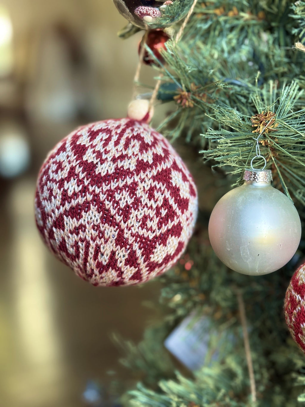 Nordic Yarn Ornament - Recycled Sustainable Christmas Decor Toy (Zelta - Crimson)-1