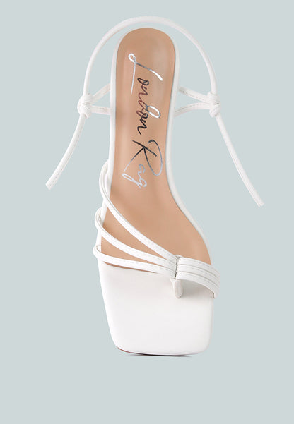 Piri Toe Ring Tie Up Block Sandals-3