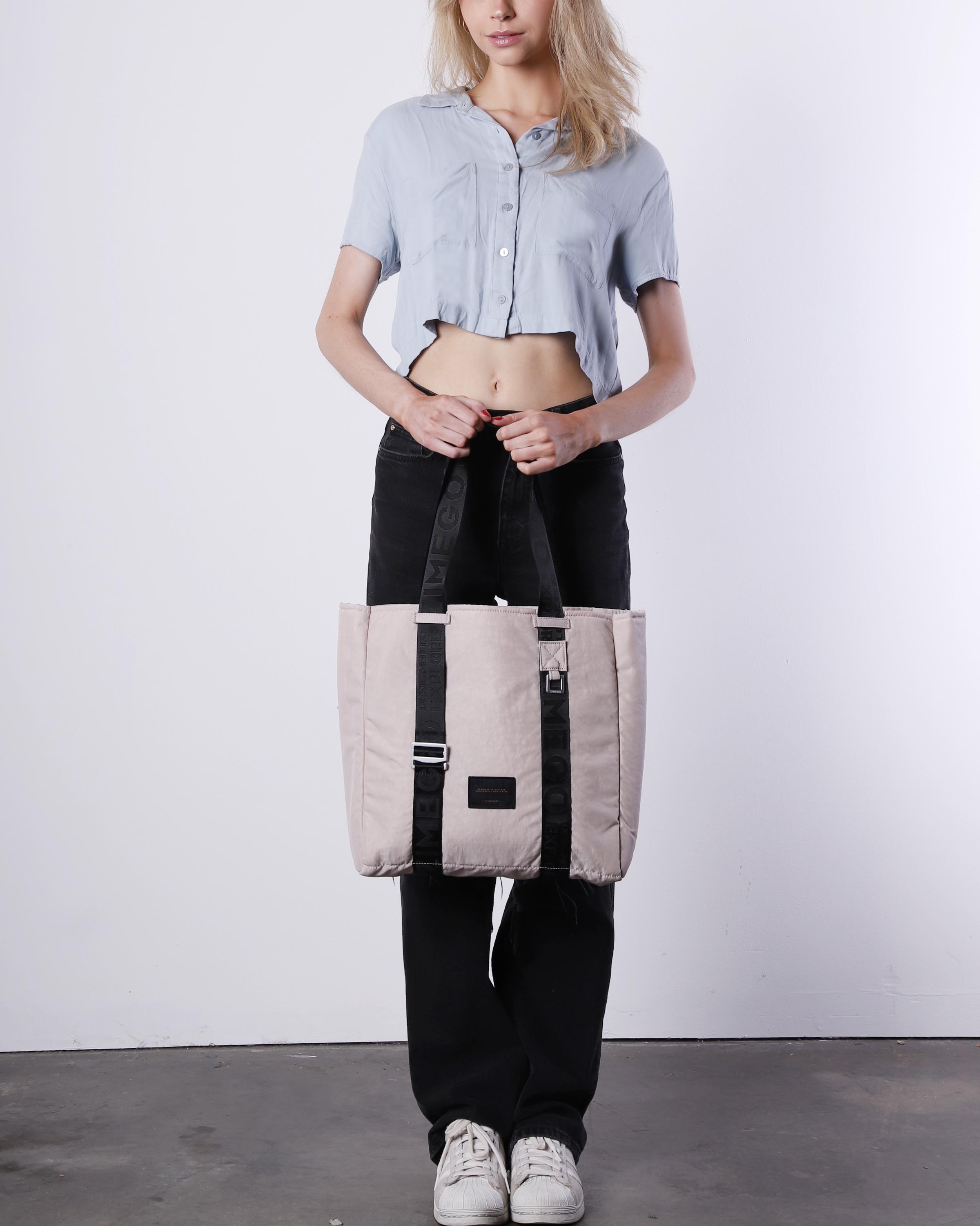 NEO LAPTOP TOTE-1