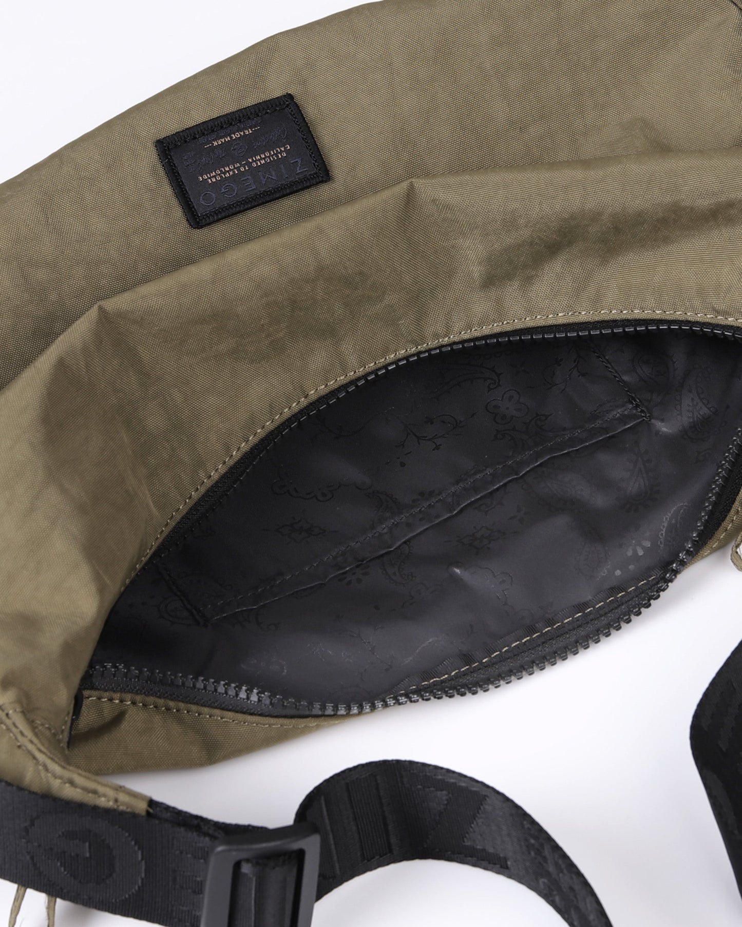 EVERYWHERE CRESCENT-3