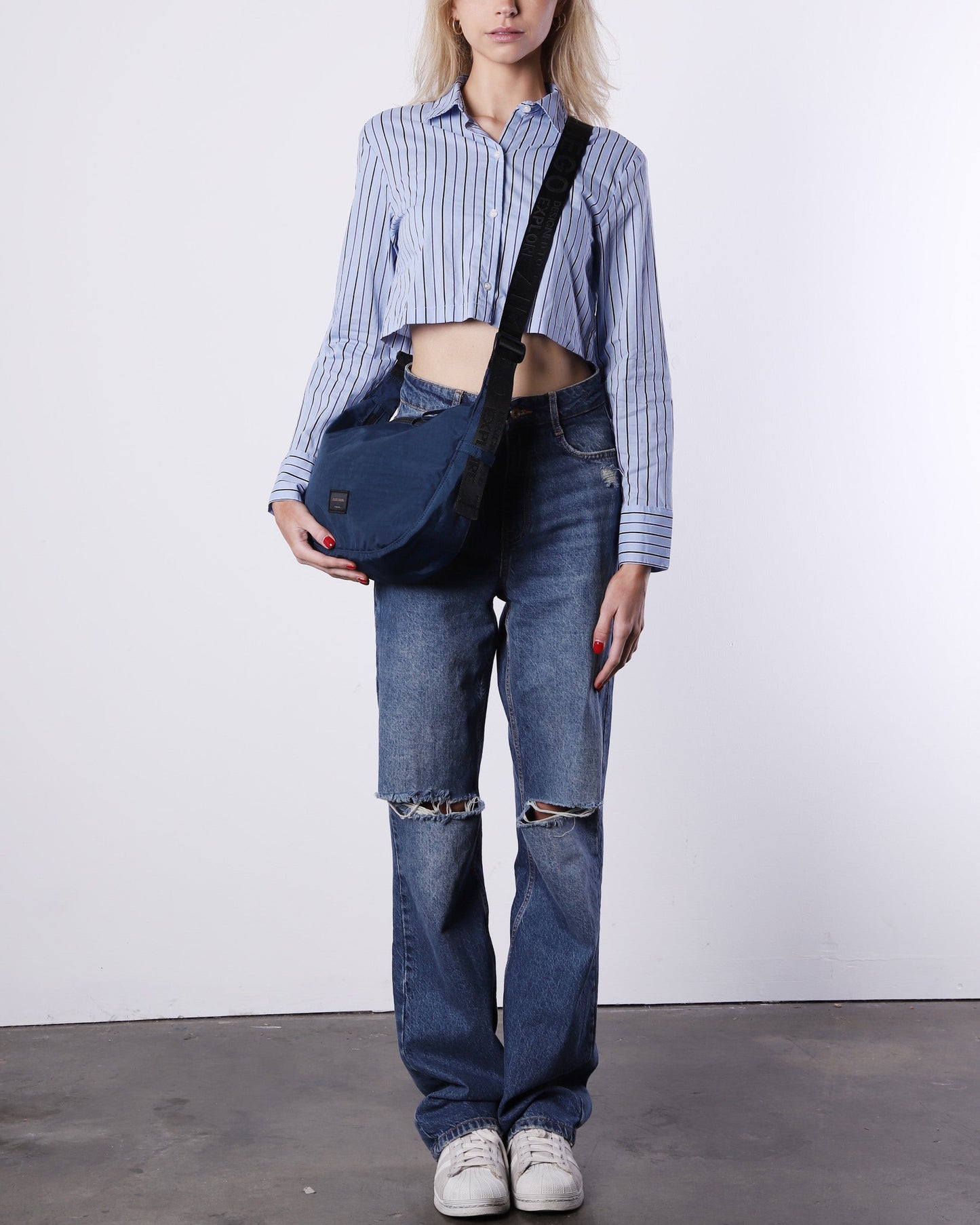 EVERYWHERE CRESCENT-1