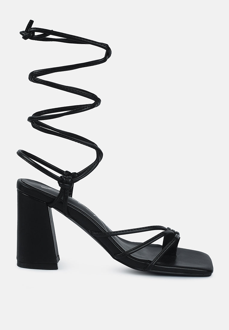 Piri Toe Ring Tie Up Block Sandals-6
